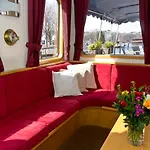 Hotelboat Fleur Отель