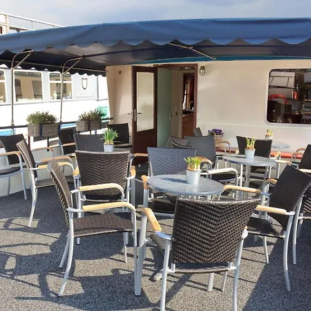 Hotell Hotelboat Fleur 2*